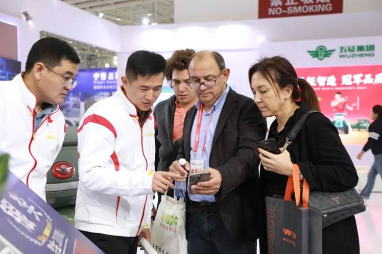 aeb04db4cb35b27107de27c046f46afb